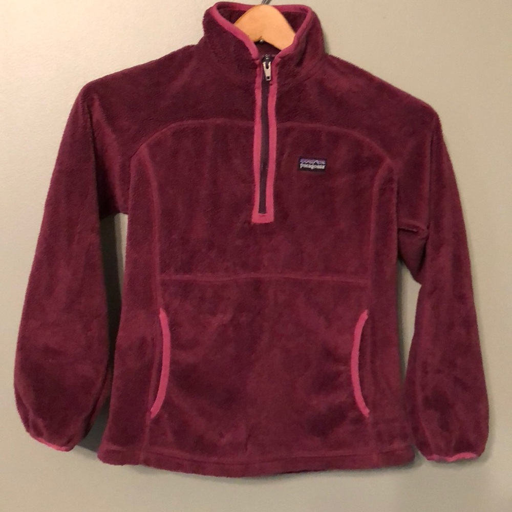 Girls Patagonia fleece pullover Medium (10)